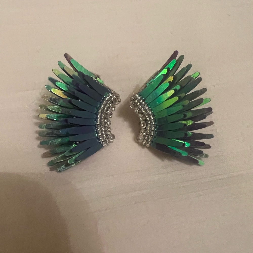 NEW Mignonne Gavigan Mini Madeline Earrings light metallic purple